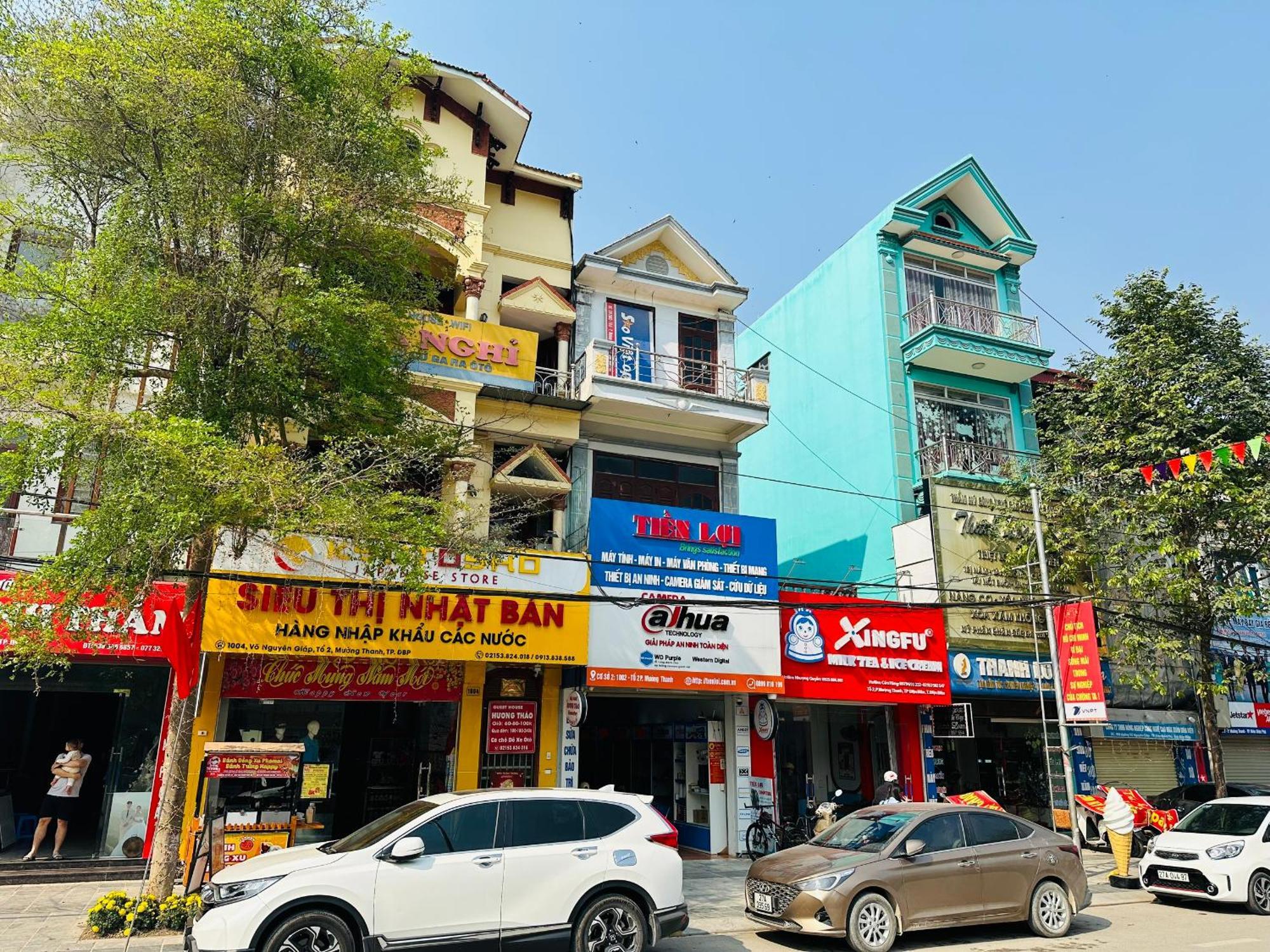 Huong Thao Hostel & Tours Diện Biên Phủ Extérieur photo